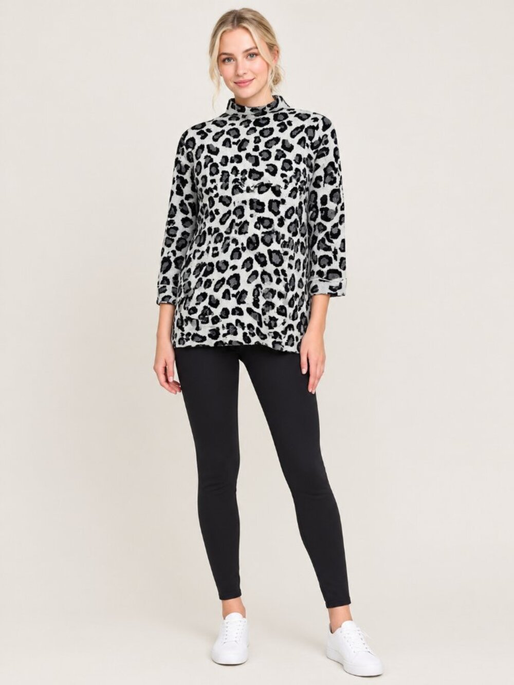 2/$30 TAHARI Leopard Print Mock Neck Ecru Gray Patch Small #A4760